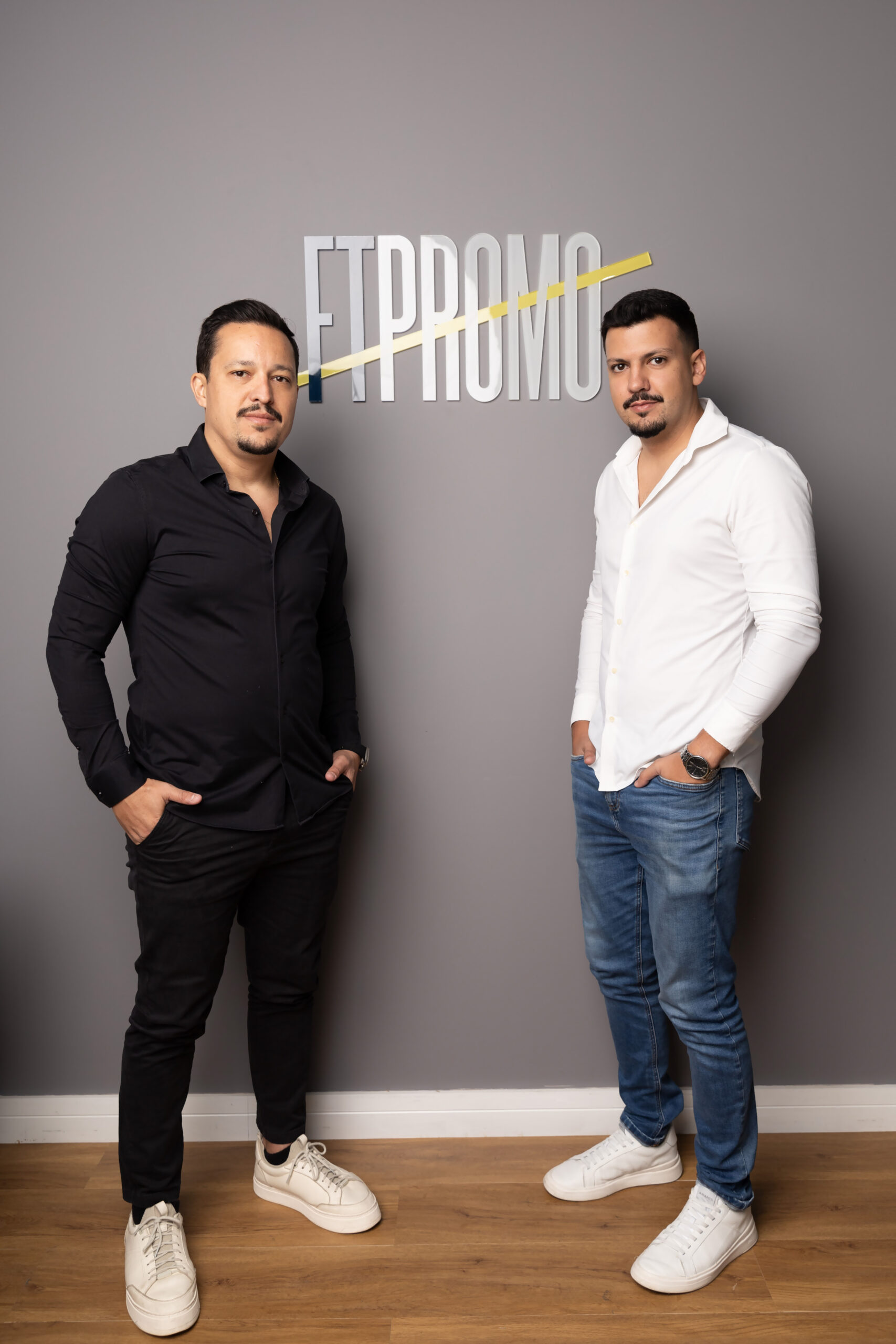 Fábio e Talles Lobo, fundadores da FT Promo